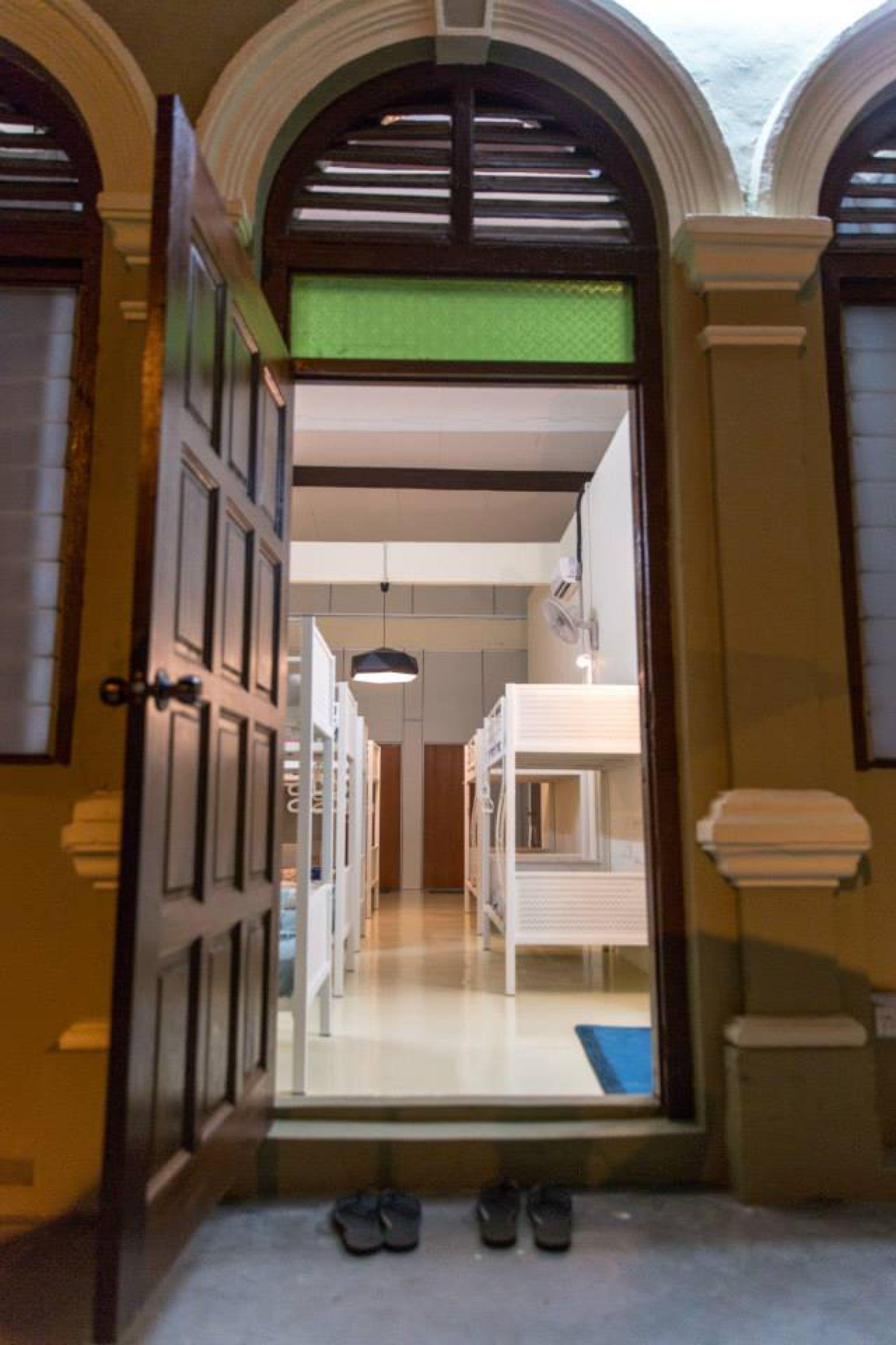 Vloft Backpackers Hostel Ипох Экстерьер фото