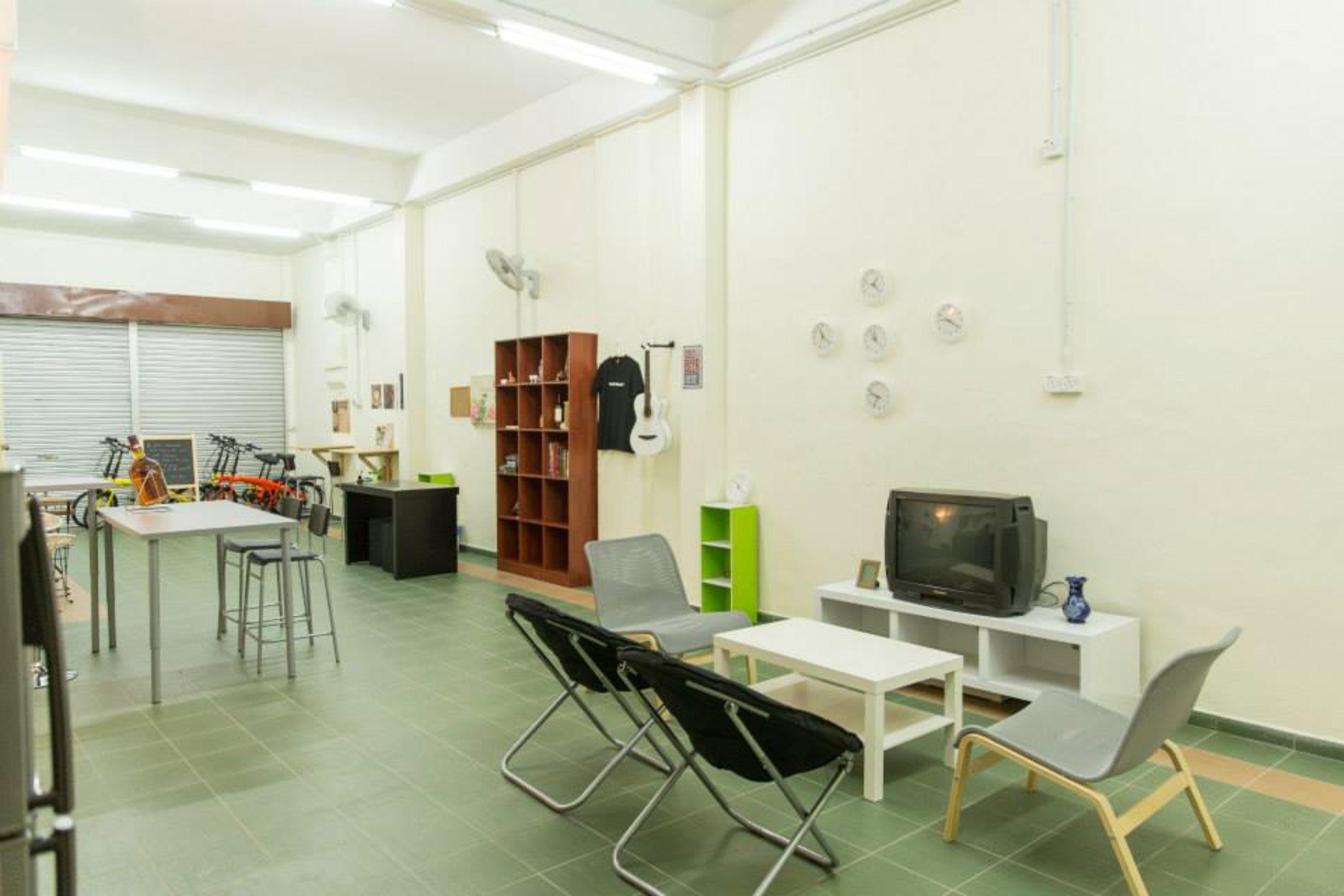 Vloft Backpackers Hostel Ипох Экстерьер фото