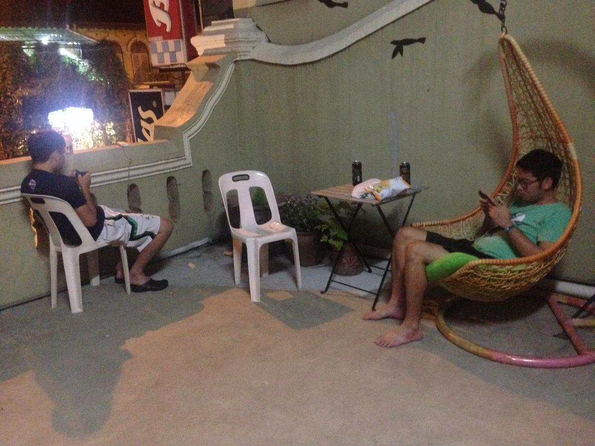 Vloft Backpackers Hostel Ипох Экстерьер фото